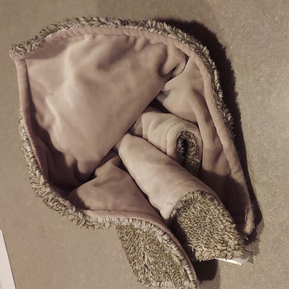 Carter's Sloth security blanket - Picture 4 of 6